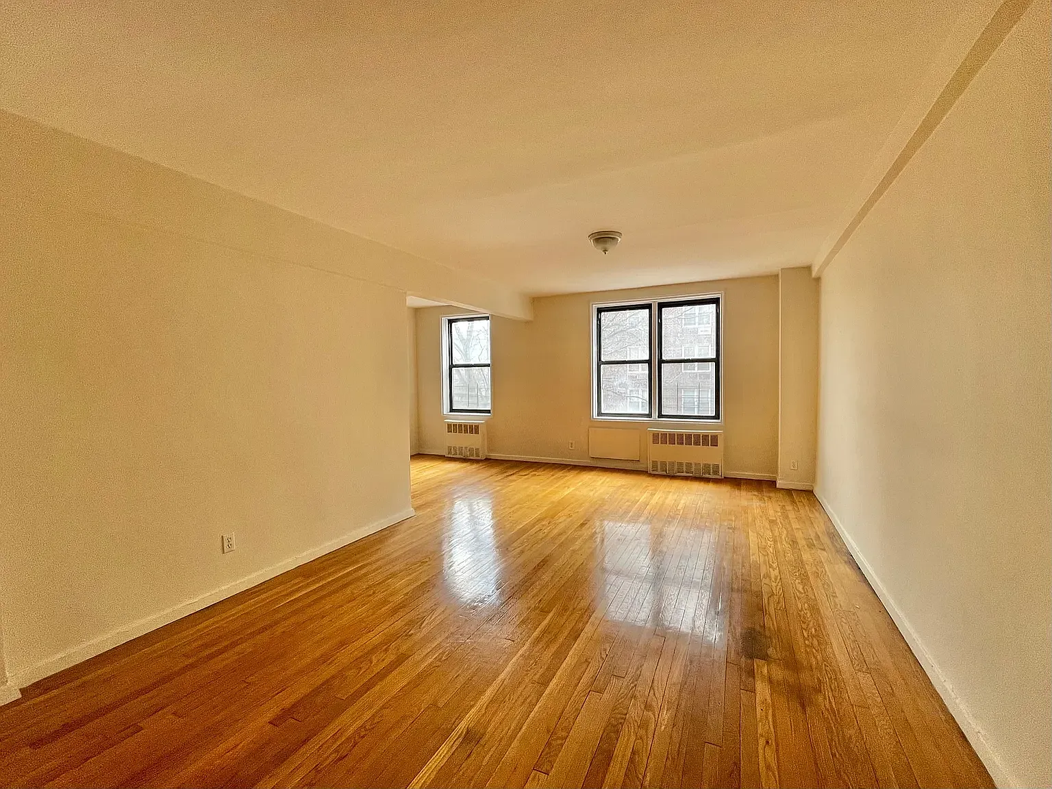 61-61 Woodhaven Blvd — Photo 1