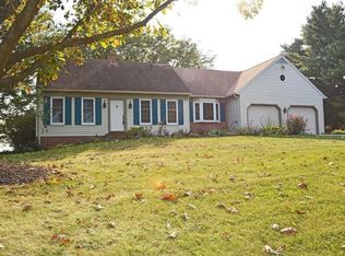 1410 Knob Hill Dr, Lititz, PA 17543