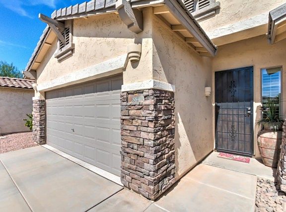 5th image of 884 E Indian Wells Pl