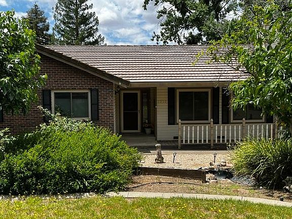 3rd image of 2352 Toyon Ct