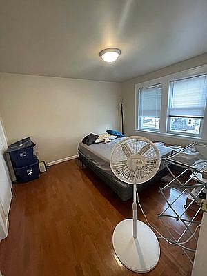5th image of 2134 29th St Floor 2