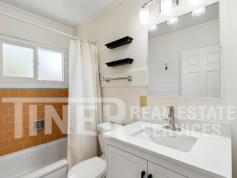 2720 Riesling Way — Photo 15