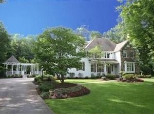 300 Grey Fox Run, Bentleyville, OH 44022