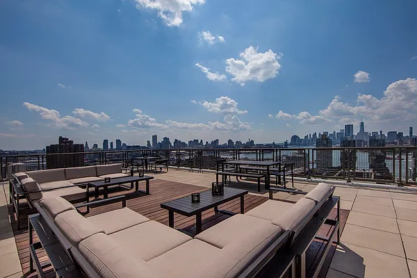 Rented by Bold Marketing | media 13