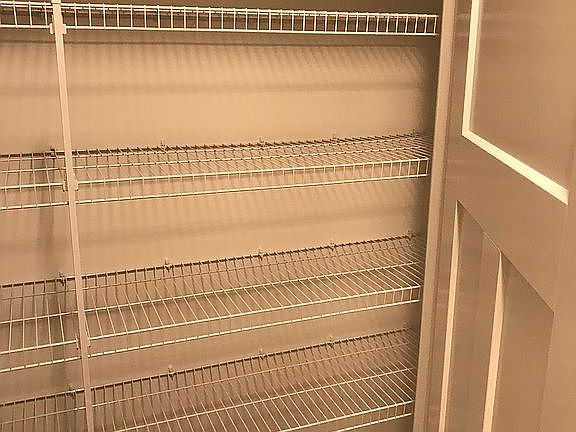 Laundry room storage