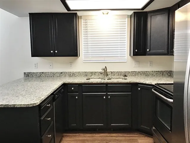 2702 W 4200 S — Photo 3