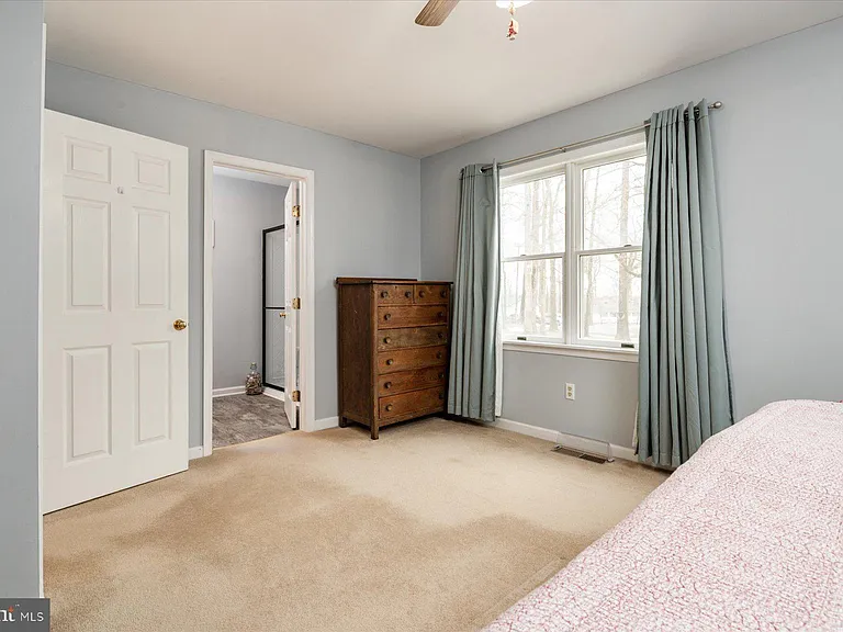 8953 Treesdale Dr — Photo 20
