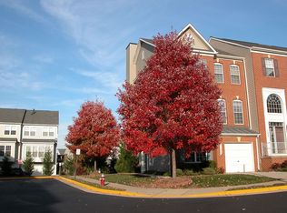 11456 Abner Ave, Fairfax, VA 22030