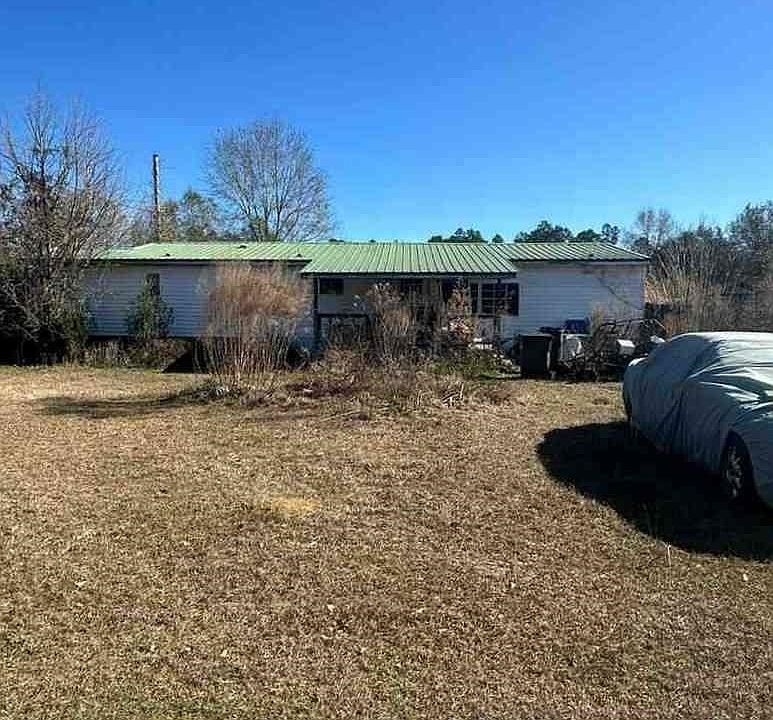 1st image of 19398 Community Ln