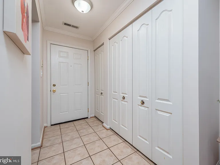 8360 Montgomery Run Rd NW #D — Photo 2