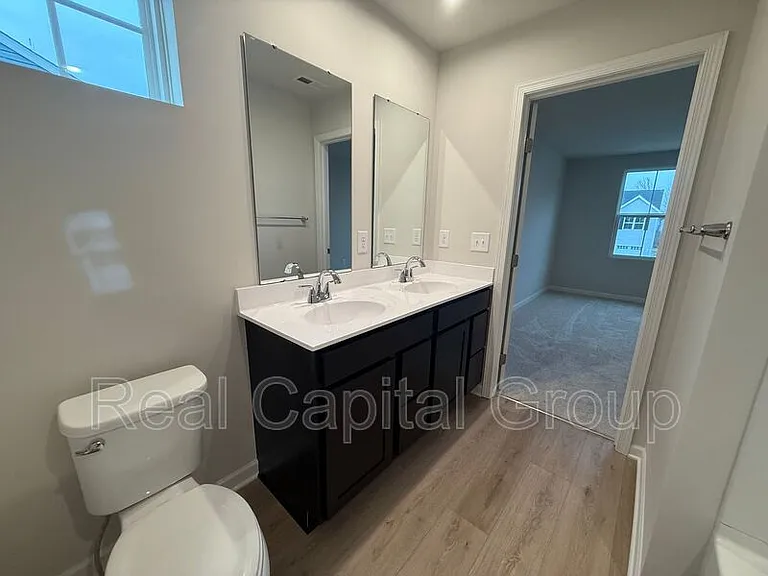 106 South Dr — Photo 34