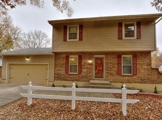 231 SE Westminister Rd, BLUE SPRINGS, MO 64014