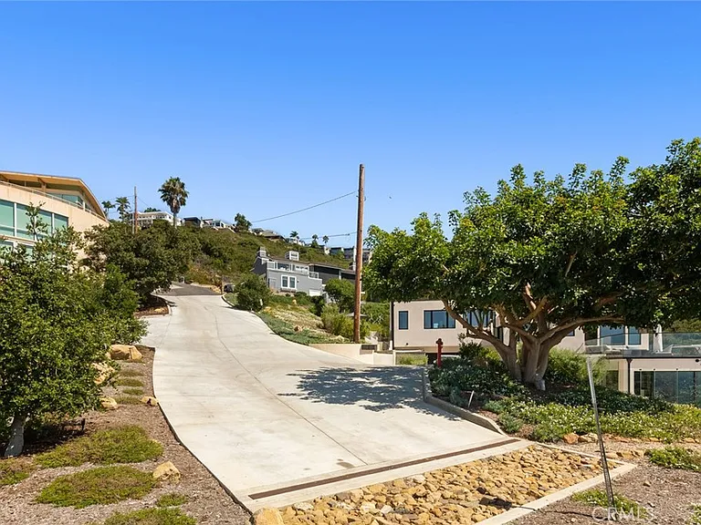 565 B Fern St #B — Photo 19