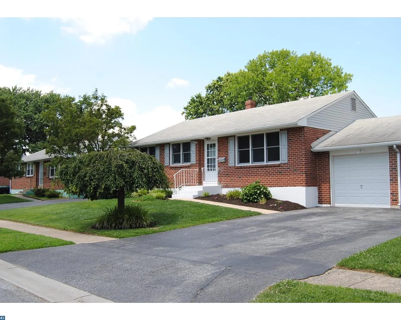 1122 Ralph Rd photo 1