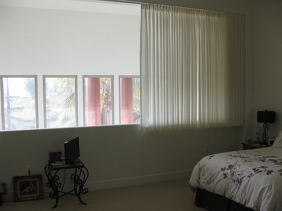 2nd image of 4400 Irvine Ave #11