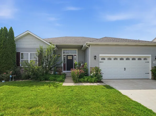 12284 Perry St, Winfield, IN 46307