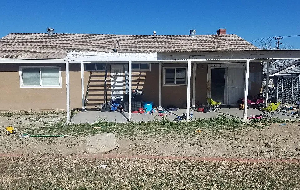 Cypress Ave