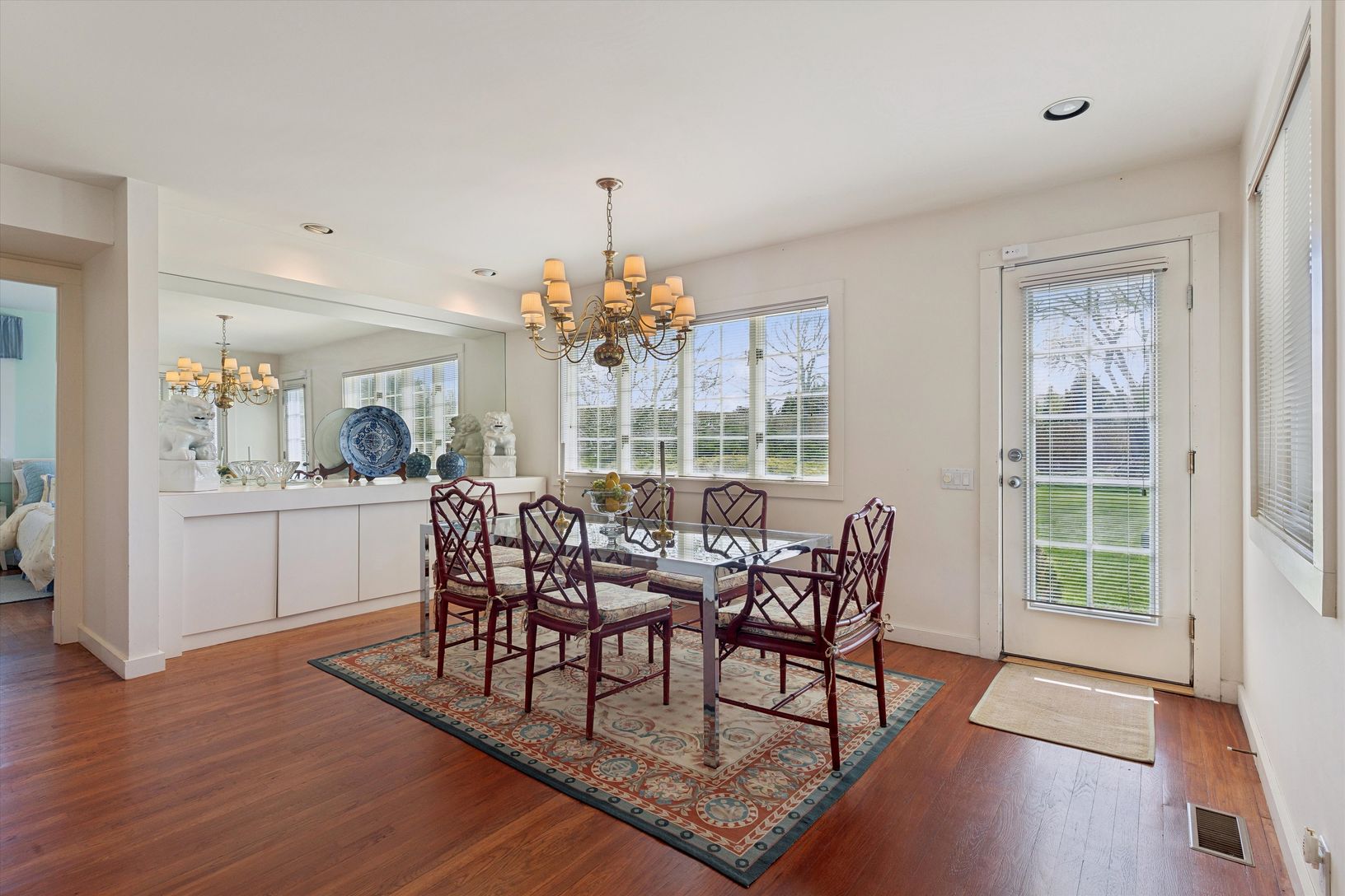  Formal Dining Rm