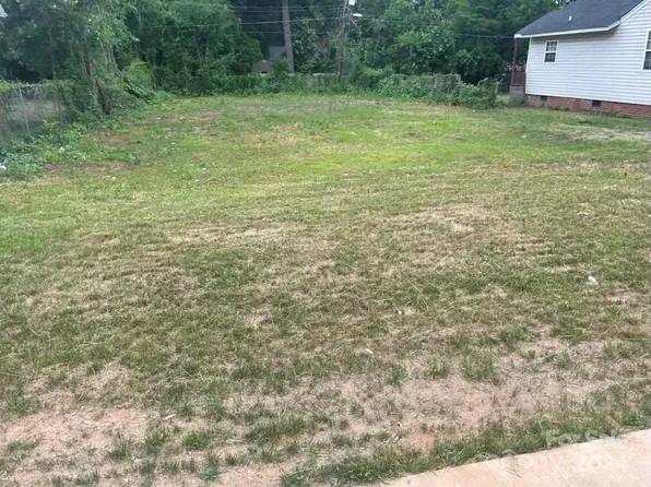 1615 Beatties Ford Rd, Charlotte, NC 28216