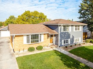 16754 Oketo Ave, Tinley Park, IL