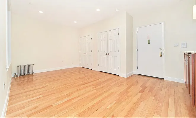 Rented by A&E Real Estate Management | media 8