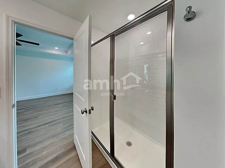 5431 Boulder Creek Cv — Photo 17
