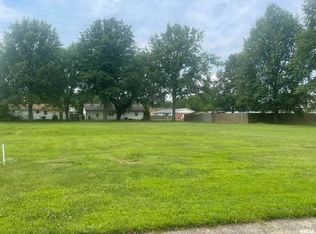 516 Sable Dr, Centralia, IL 62801