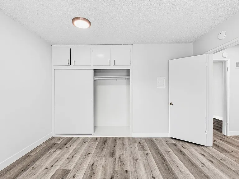 3525 E 2nd St. — Photo 21