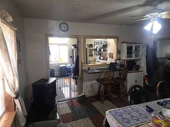 3rd image of 223 S Howell St