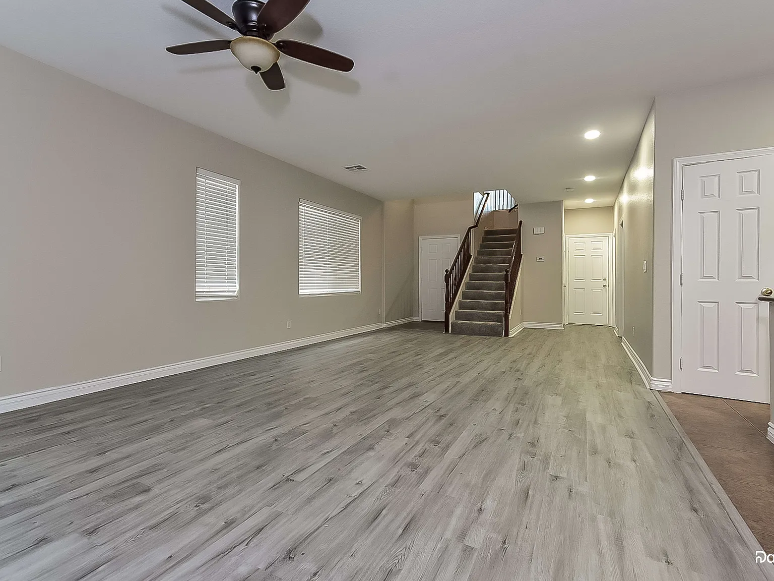 4 bed, 2.0 bath, 2089 sqft, $2,540 — Photo 4