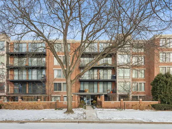 (undisclosed Address), Highland Park, IL 60035