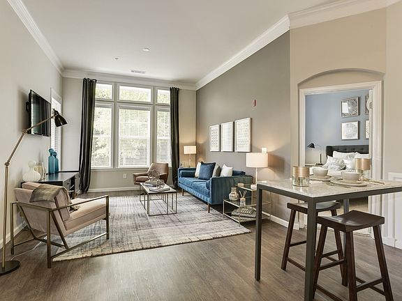 4th image of 315 Nevada Ave #6793811