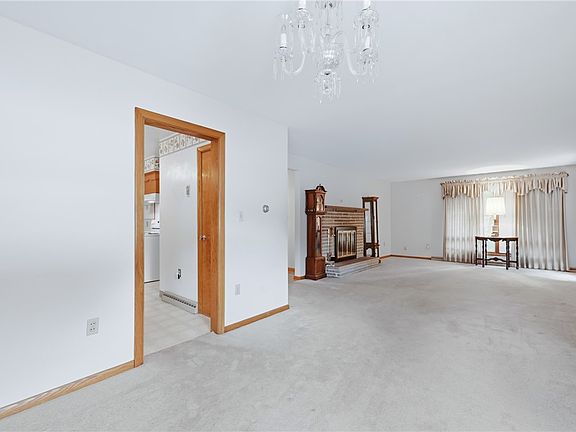 5th image of 1200 East St