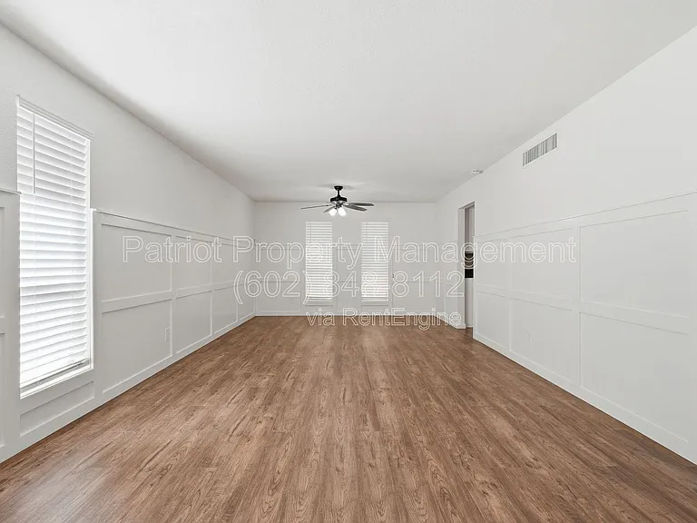 231 N Robson #7 — Photo 10