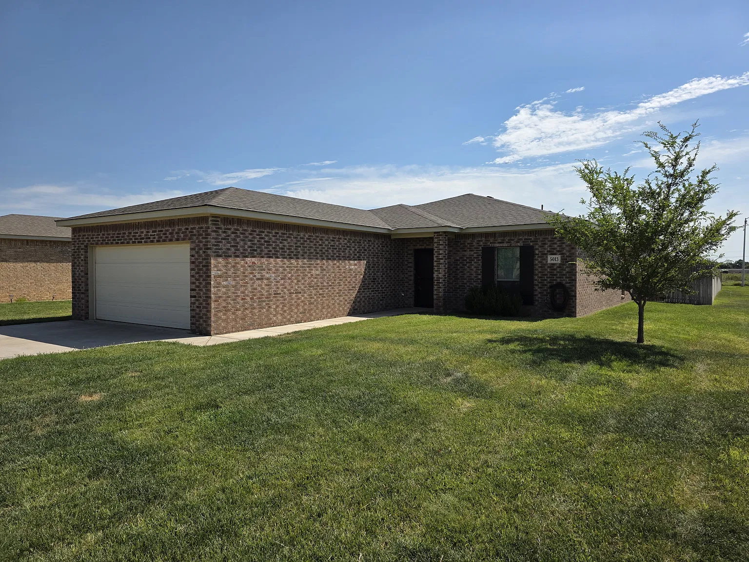 3 bed, 1410 sqft, $1,800 — Photo 1