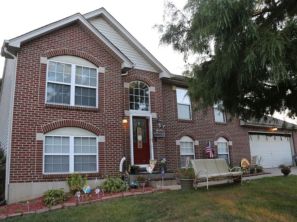 1st image of 6 S Brushwood Ct