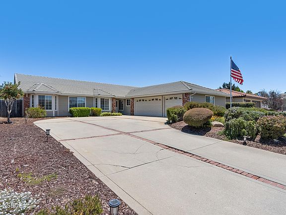 3rd image of 4817 Claybrook Ct