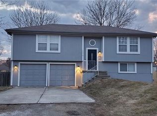 17414 S Benton Dr, Belton, MO 64012