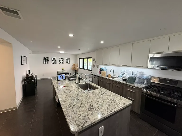 3505 Clarks Ln #A1 — Photo 5