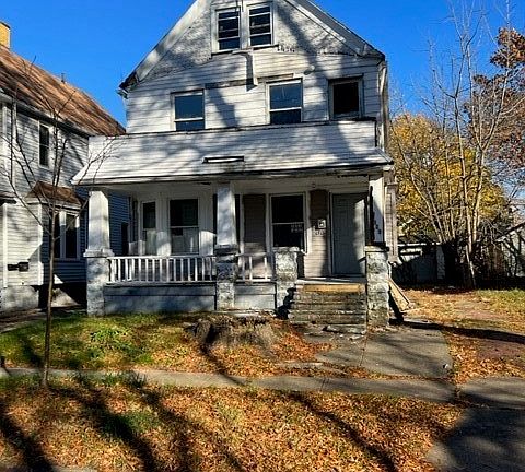 3rd image of 2939 E 121st St
