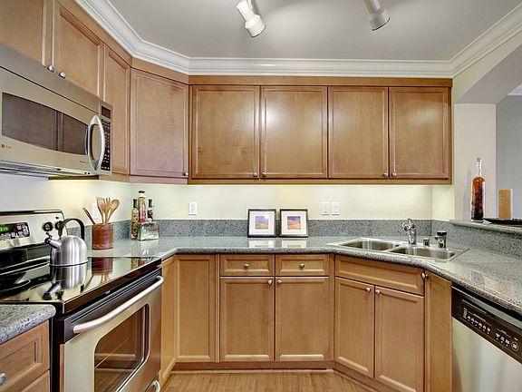 2nd image of 4305 Lake Washington Blvd NE APT 2205