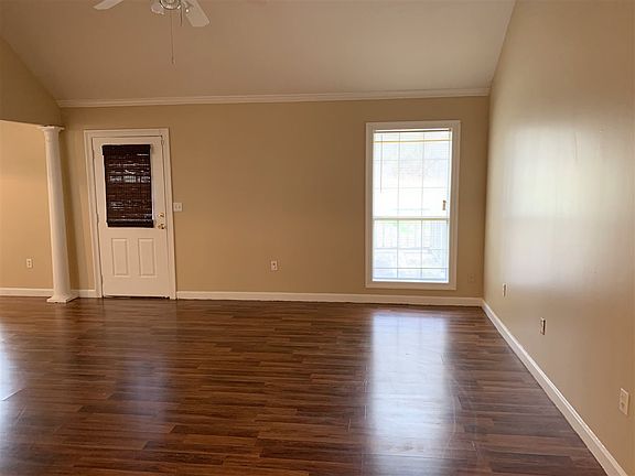 5th image of 4306 Lake Vista Dr