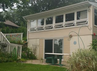 42 Browns Beach Rd, Rock Falls, IL 61071