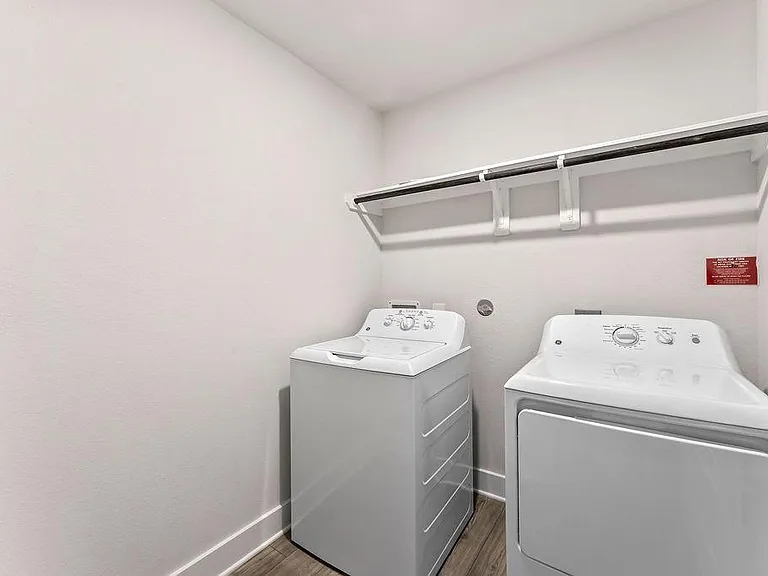 9903 Silverling Ct — Photo 26