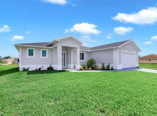 1340 S Gator Cir, Cape Coral, FL 33909