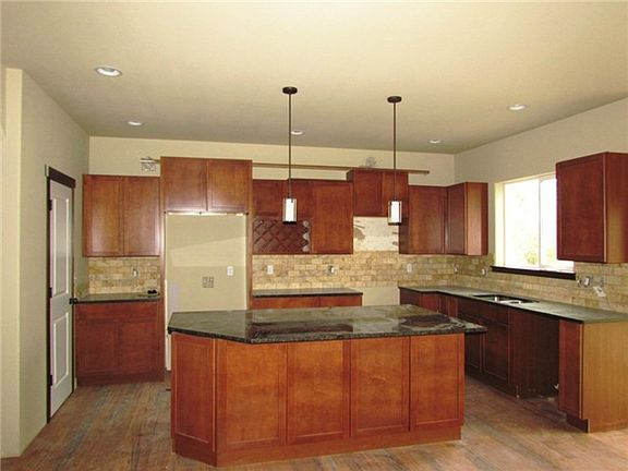 4th image of 13215 215th Street Ct E