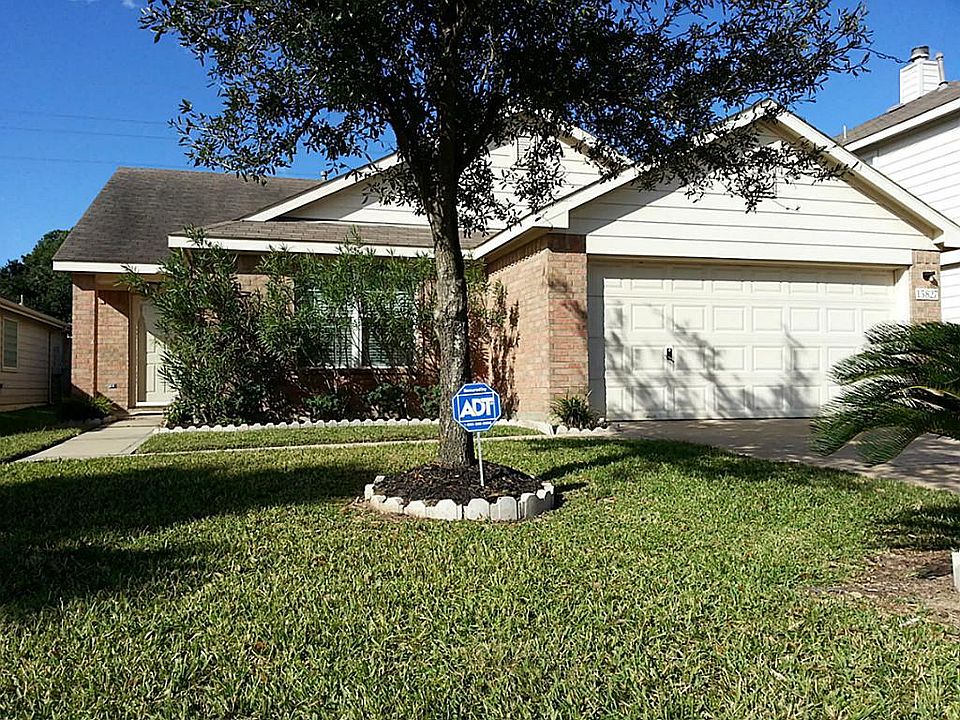 1st image of 15827 Kings Cypress Ln