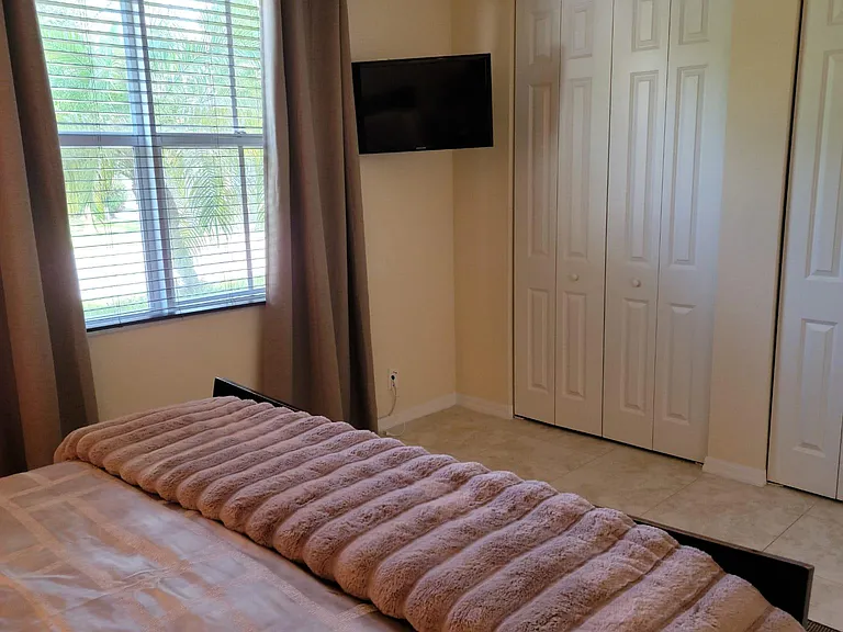 180 Sedona Way — Photo 81