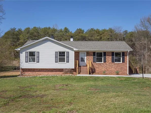 147 Westfield Rd, Eden, NC 27288