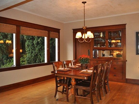 Bring the family and friends over for holiday get togethers in the oversized dining room.